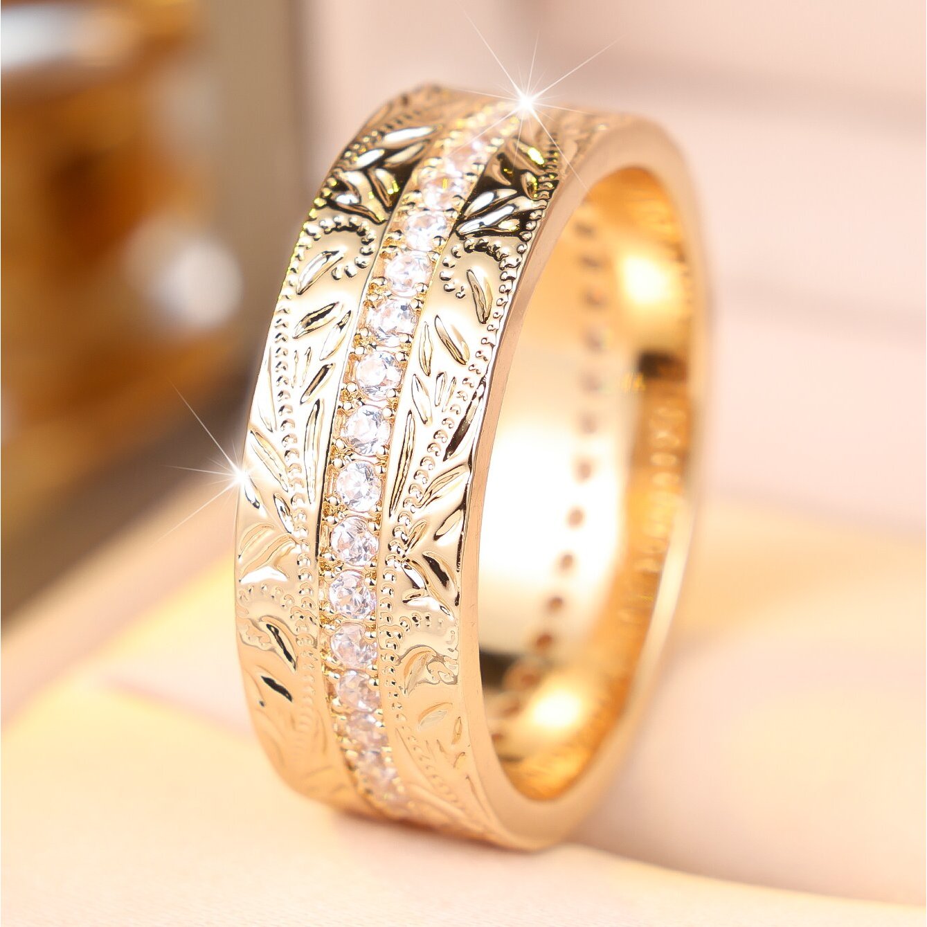 Unisex White Synthetic Zircon Ring, Elegant Classic Design
